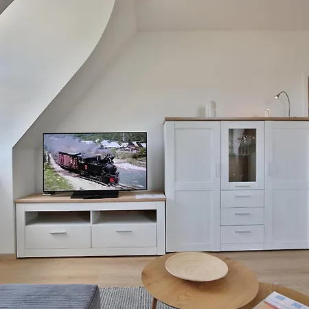 Апартаменты Haus Bergstrasse 36 Bergstrasse 36, 07